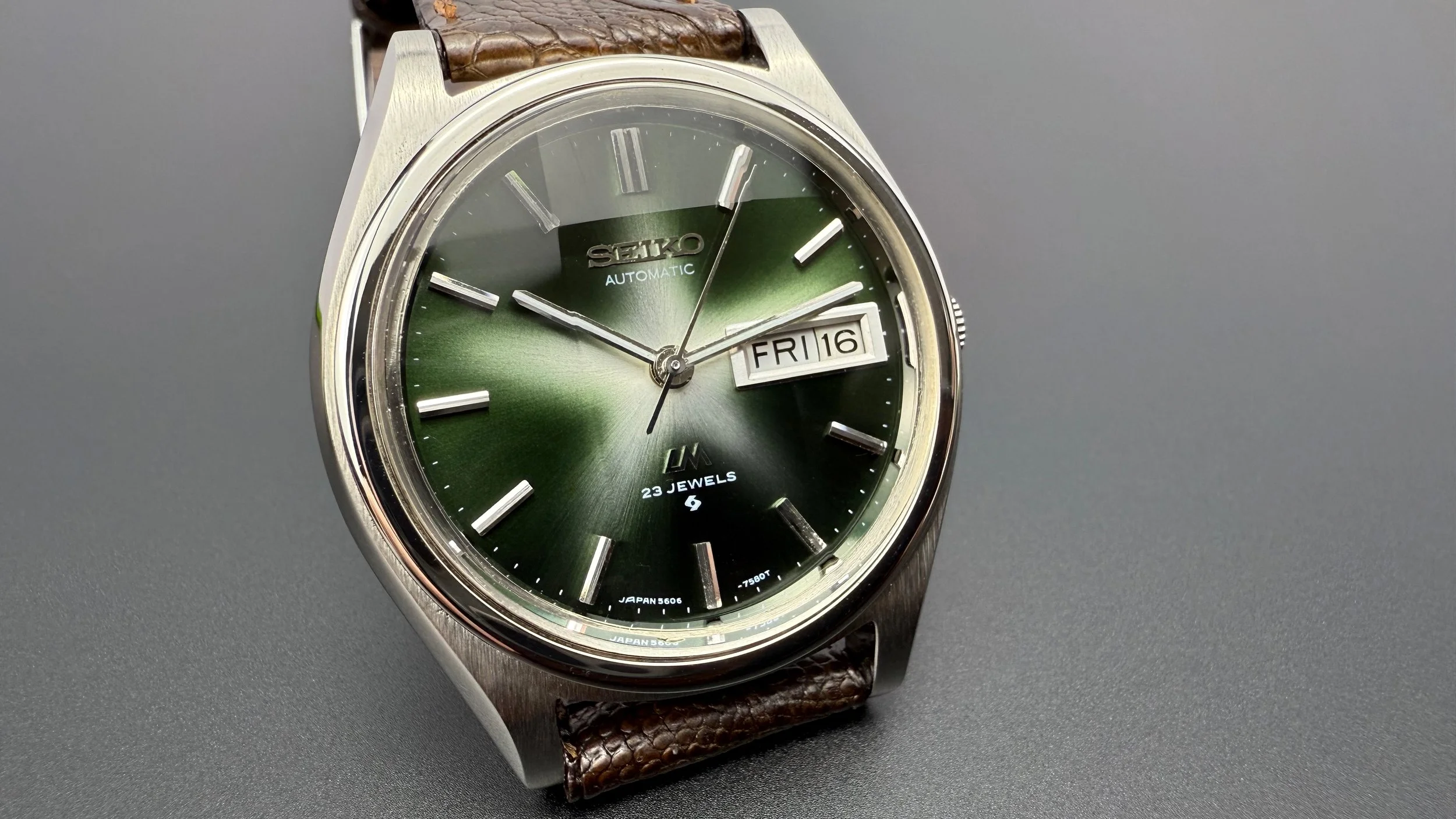 【不動・ジャンク】SEIKO LORD MATIC 5606-8051 Seiko Lord-Matic 5606-8051 — VintageSeikos.NL